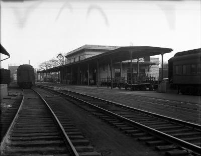 Delaware, Lackawanna, and Western depot and tracks, Elmira, NY