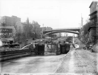 Erie Canal. Lockport locks
